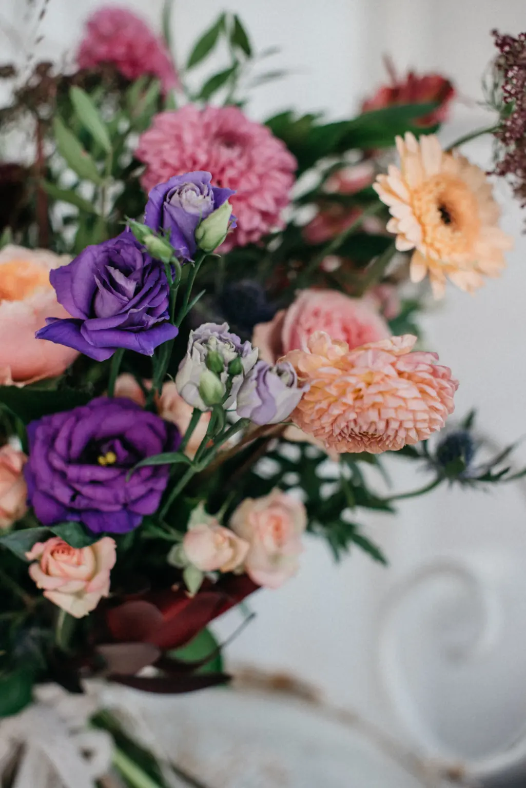Ramo De Flores en Tonos Alegres (foto 2) · Francesca Lattanzi, floristería en Madrid