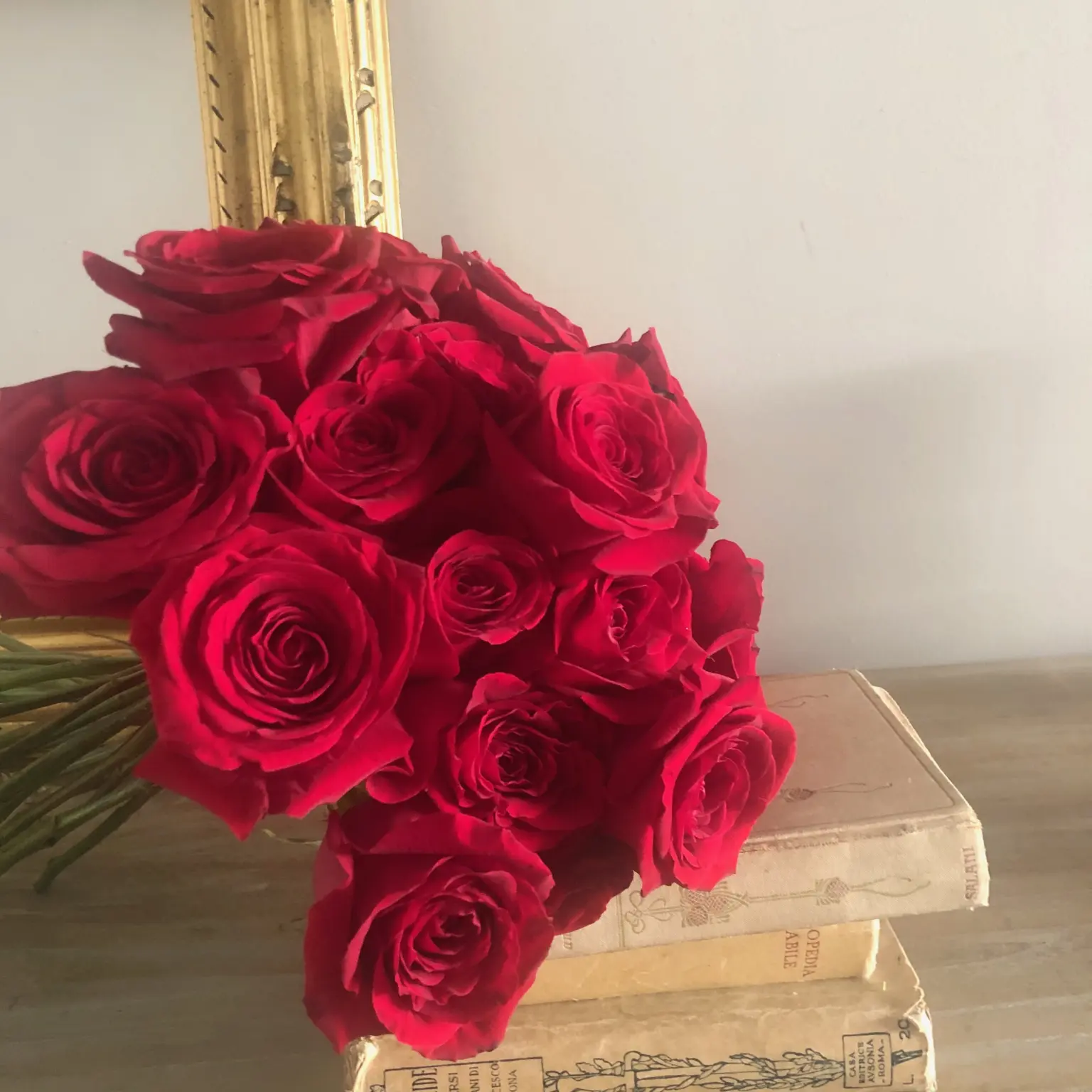 Ramo de Rosas Rojas (foto 1) · Francesca Lattanzi, floristería en Madrid